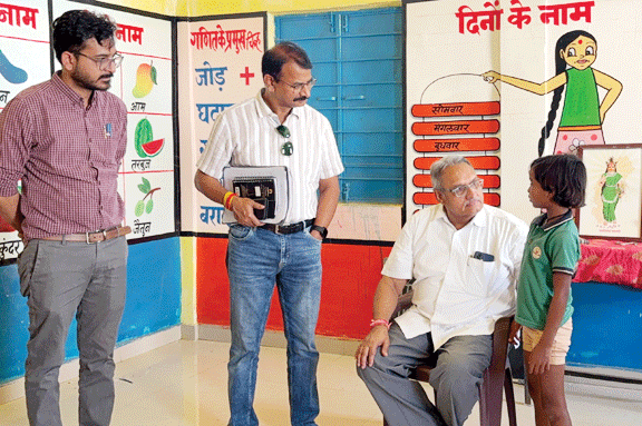 खाद्य आयोग अध्यक्ष संदीप शर्मा का सूरजपुर दौरा, निरीक्षण में अनियमितताओं पर सख्ती
