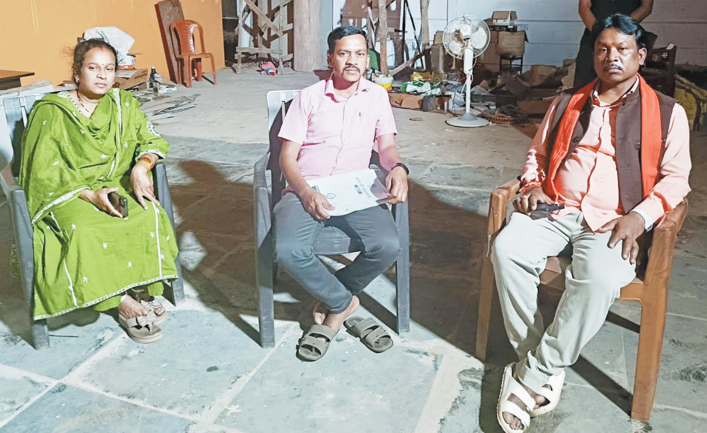 सांसद महेश कश्यप ने की परिवार की जनगणना