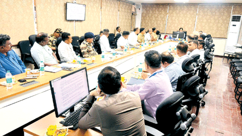 विमान अपहरण की स्थिति में क्या किया जाए, क्या खामियां हैं, समीक्षा ...