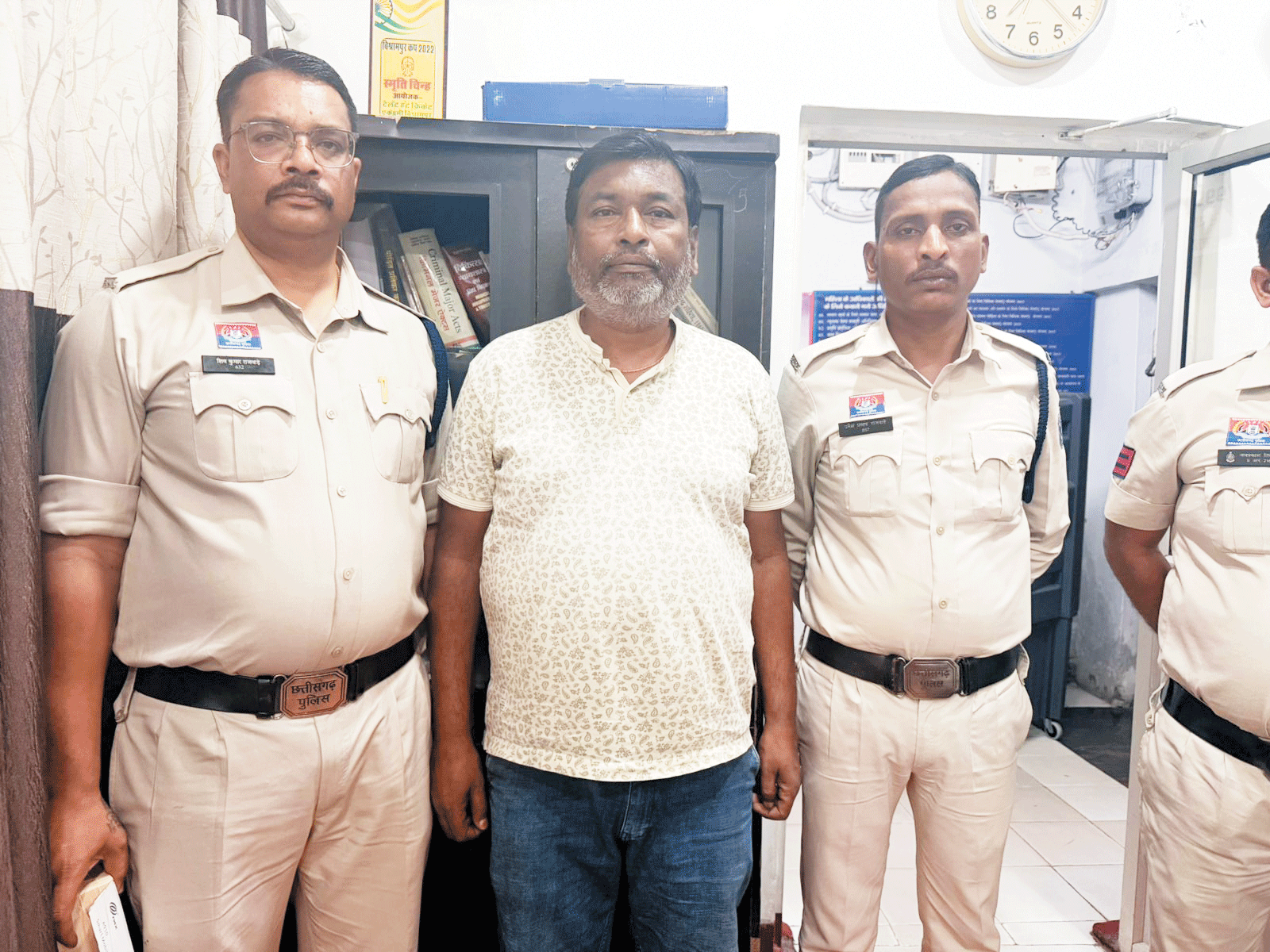 मादक पदार्थों की अवैध बिक्री, आरोपी को 3 माह की सजा