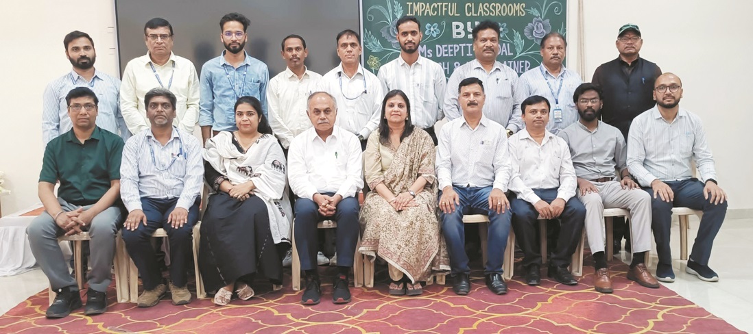 युगांतर में बियांड टीचिंग इम्पैक्टफुल क्लास रूम पर कार्यशाला