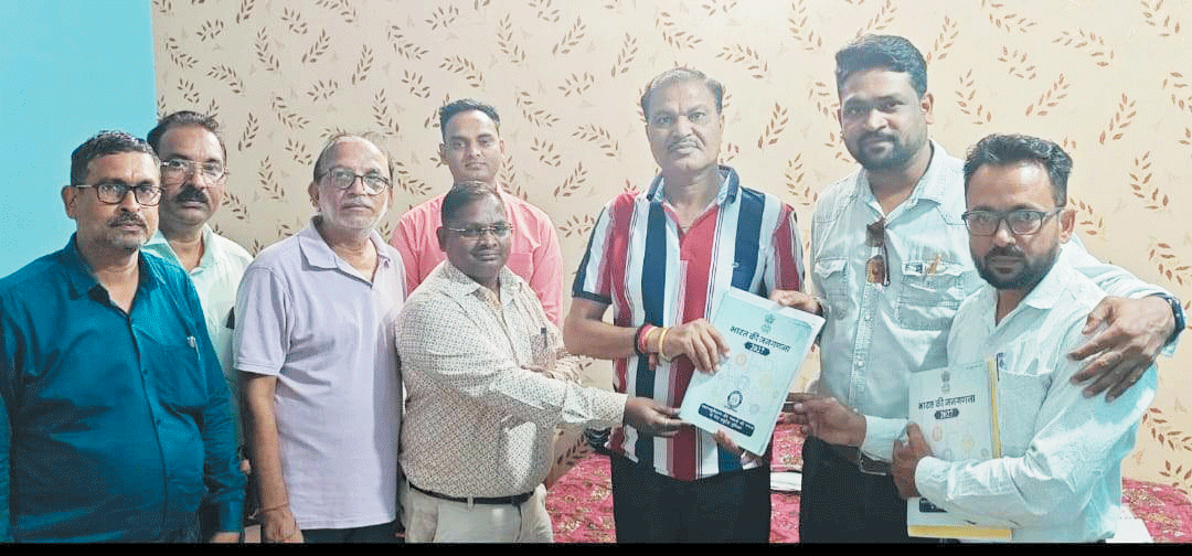 महापौर के घर से मकान गणना का शुभारंभ