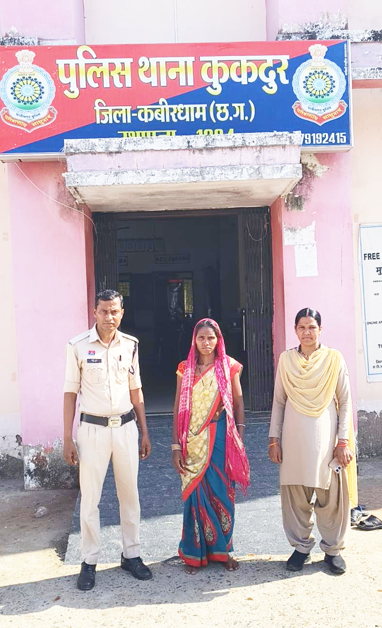 पति की प्रेमिका की पीट-पीट कर हत्या, आरोपी महिला गिरफ्तार
