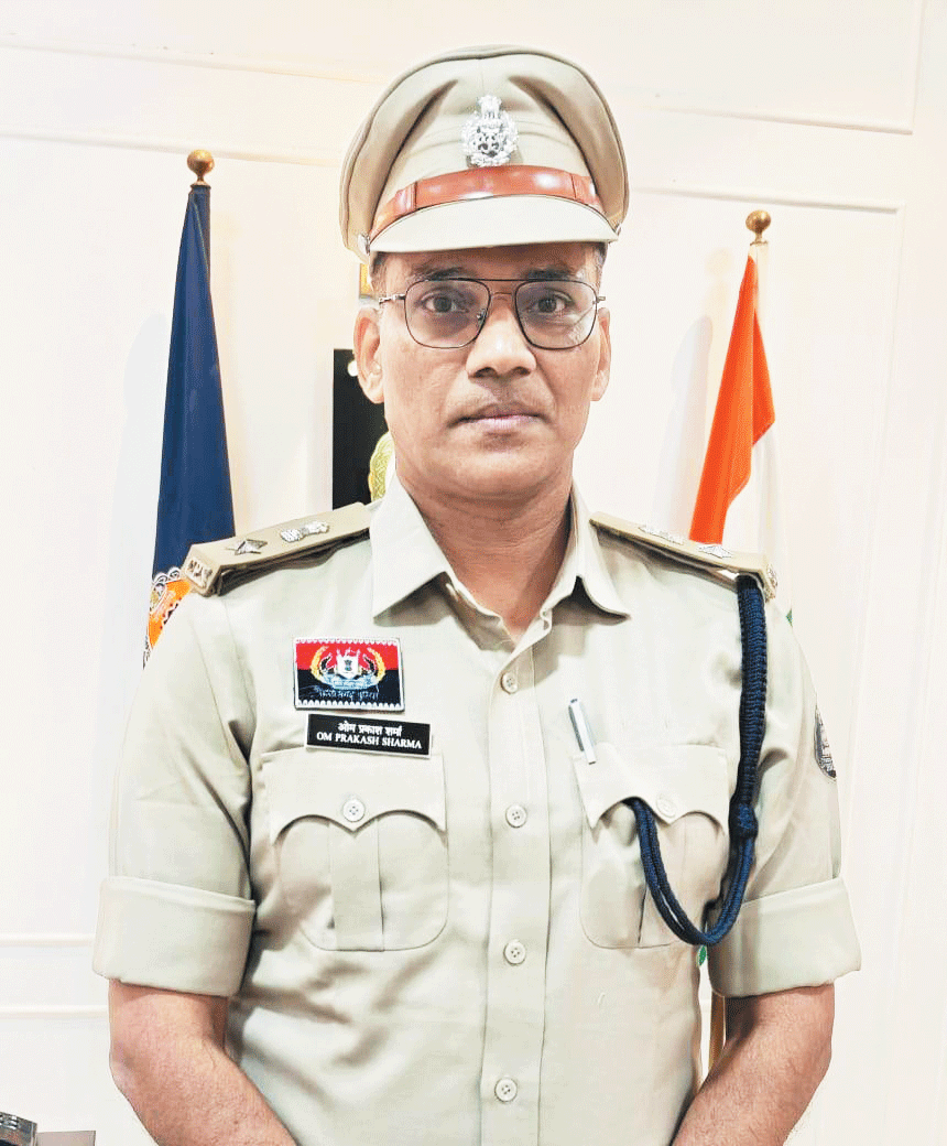 ओमप्रकाश शर्मा ने एसपी का पदभार संभाला