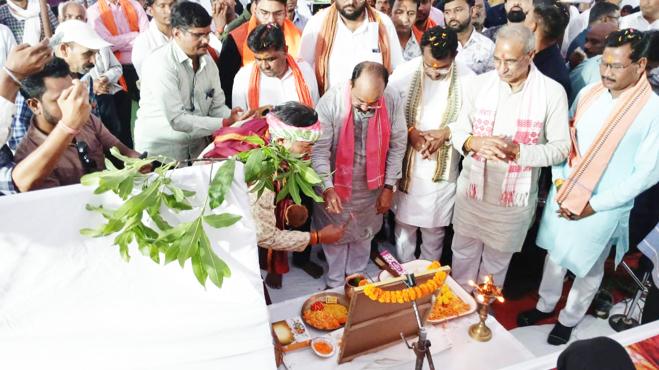 डिप्टी सीएम साव ने 8 करोड़ के  विकास कार्यों का भूमिपूजन