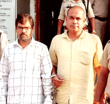 कर्ज चुकाने मंत्रालय में नियुक्ति के फर्जी आदेश जारी कर 1.50 करोड़ वसूले, दो गिरफ्तार