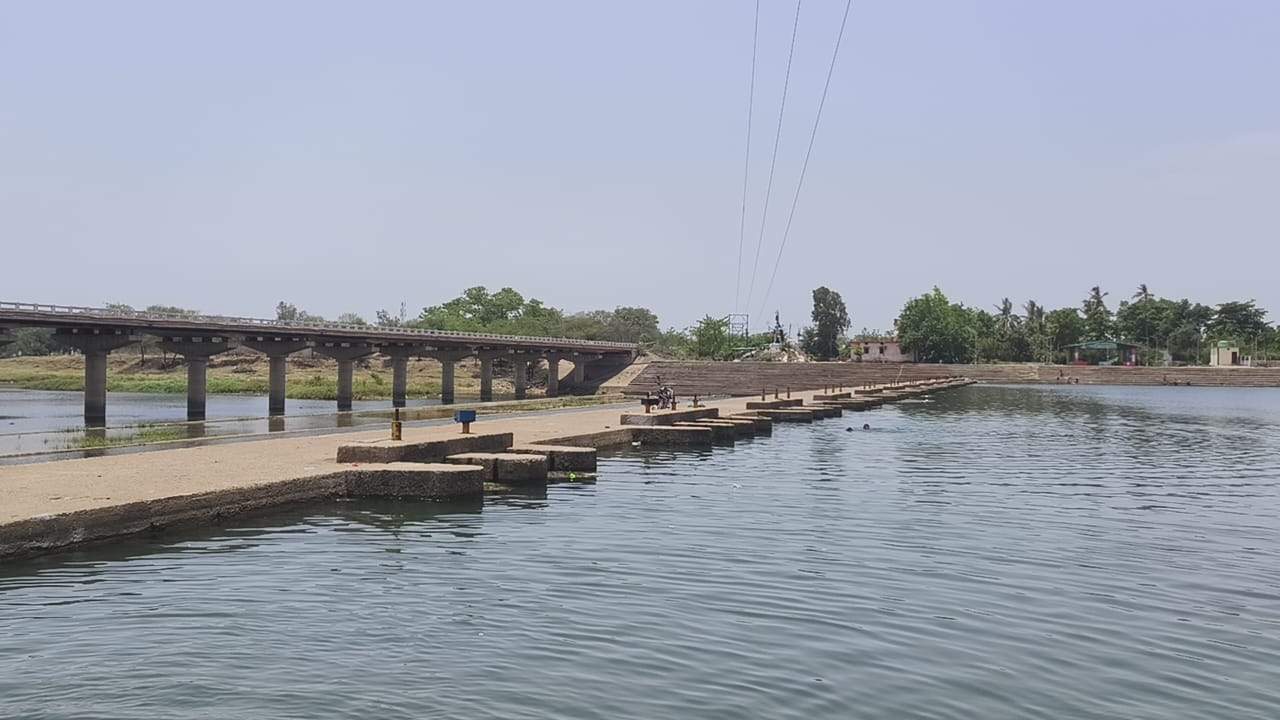 निस्तारी के लिए मोंगरा से पानी छोड़ा
