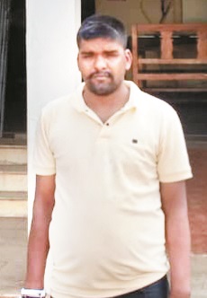 अवैध शराब बेचते युवक गिरफ्तार