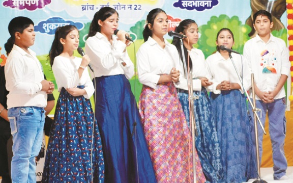 निरंकारी बाल समागम में बच्चों का आध्यात्मिक मूल्यों का संदेश