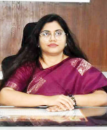 शासन की योजनाओं का लाभ अंतिम व्यक्ति तक पहुंचाना है लक्ष्य-कलेक्टर