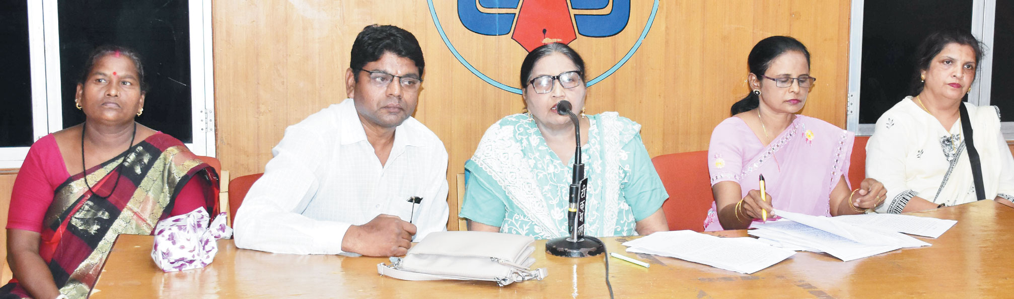 डायोसिस के अवैध पदाधिकारियों ने सालेम स्कूल के 35 को बर्खास्त किया -संघ