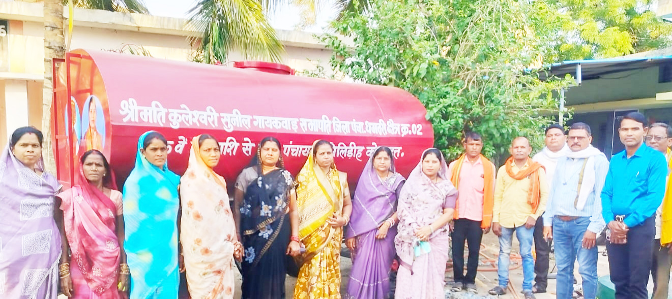 जिपं सभापति ने  दिया पानी टैंकर