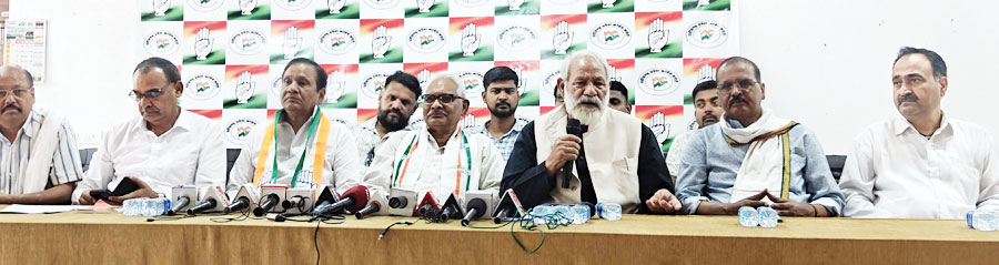 महंगाई से आम लोगों का किचन बजट पूरी तरह बिगड़ चुका है-डॉ. प्रेमसाय सिंह