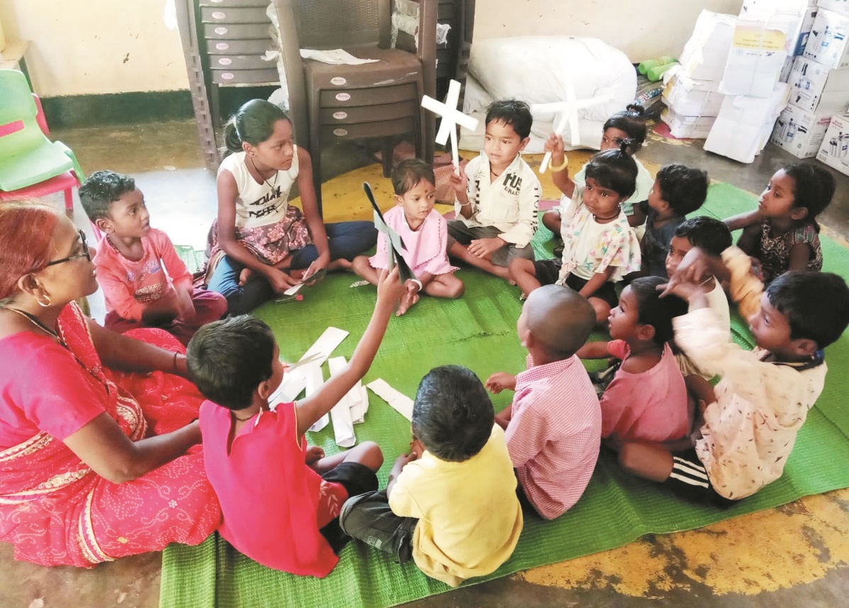 सीख के साथ रचनात्मकता की उड़ान