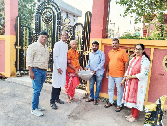 मंदिरों के पास  कोटना स्थापित किए सेवा समिति ने