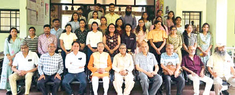 विभाजित दुनिया को जोडऩे का माध्यम हैं संग्रहालय