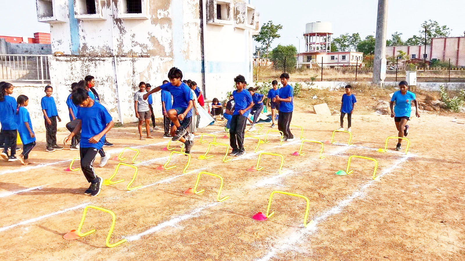 एजुकेशन सिटी में खिल रहे सपने: दूरस्थ अंचलों के बच्चों को ग्रीष्मकालीन खेल शिविर दे रहा नई उड़ान