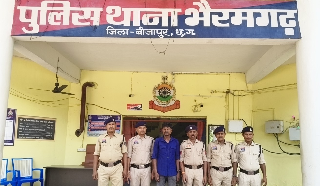 पारिवारिक विवाद, चाचा की हत्या, एक जख्मी