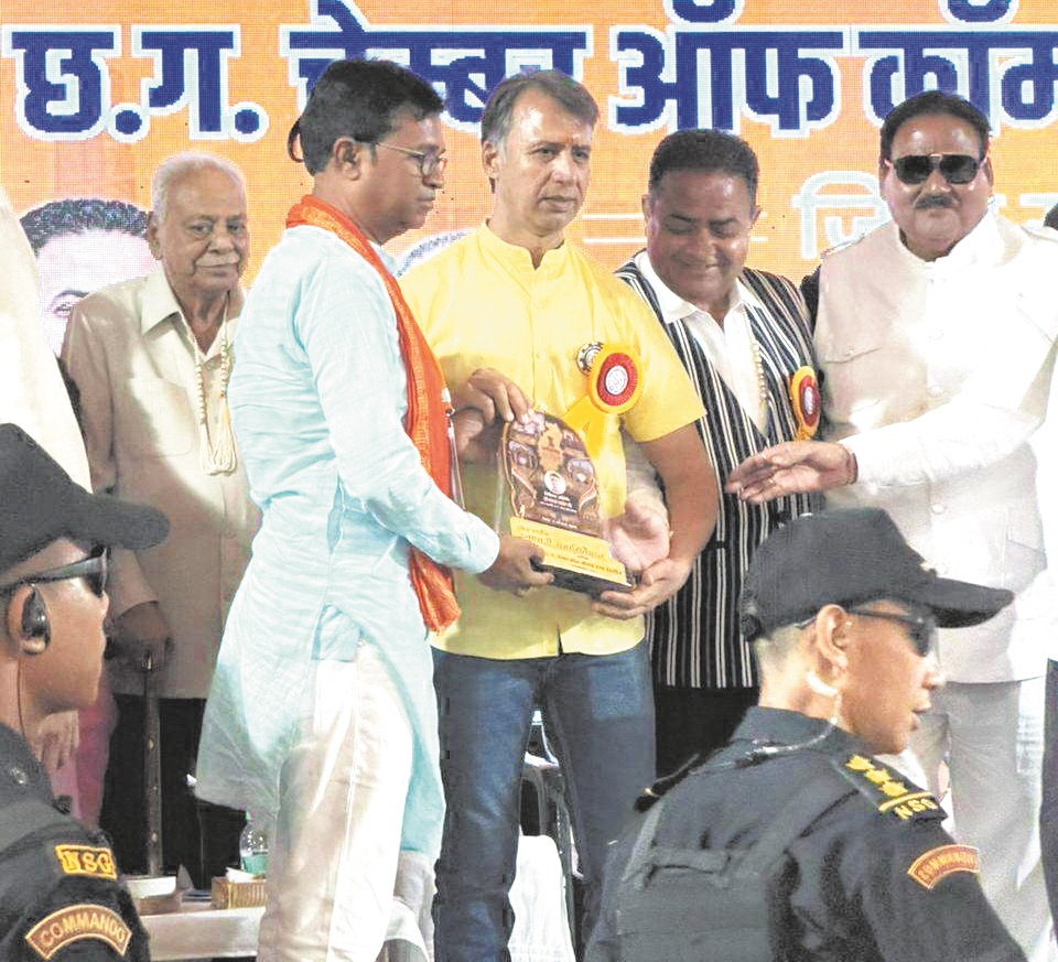 स्वदेशी अपनाकर ही भारत बनेगा आर्थिक महाशक्ति-अजय भसीन