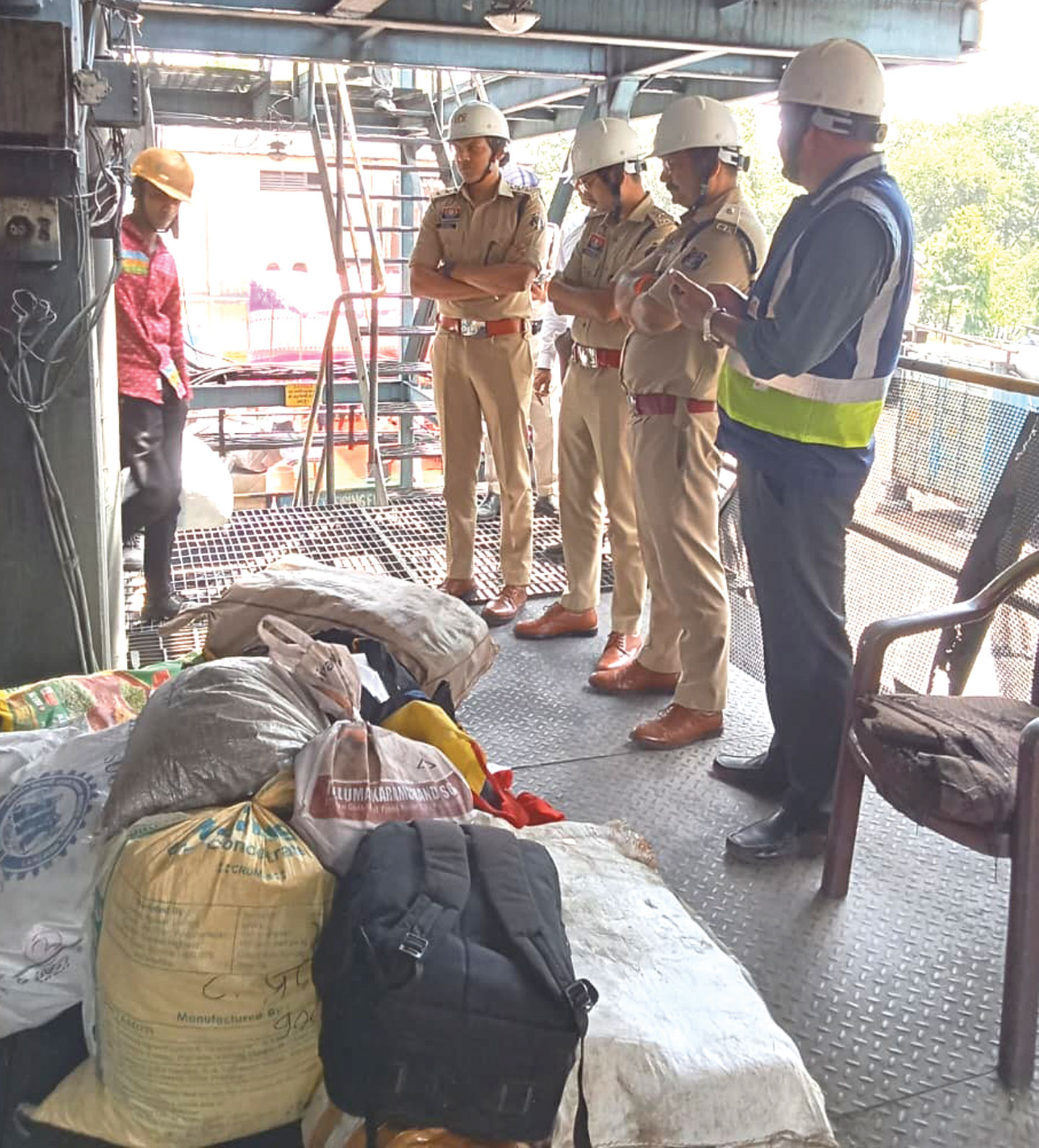 4 सौ किलो गांजा, 3 ग्राम ब्राउन शुगर जलाया पुलिस ने