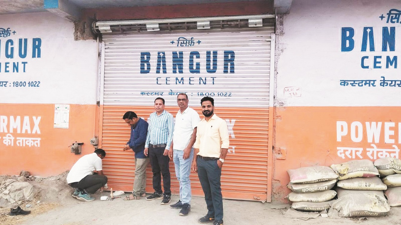 उर्वरकों की अवैध जमाखोरी व कालाबाजारी रोकने कार्रवाई