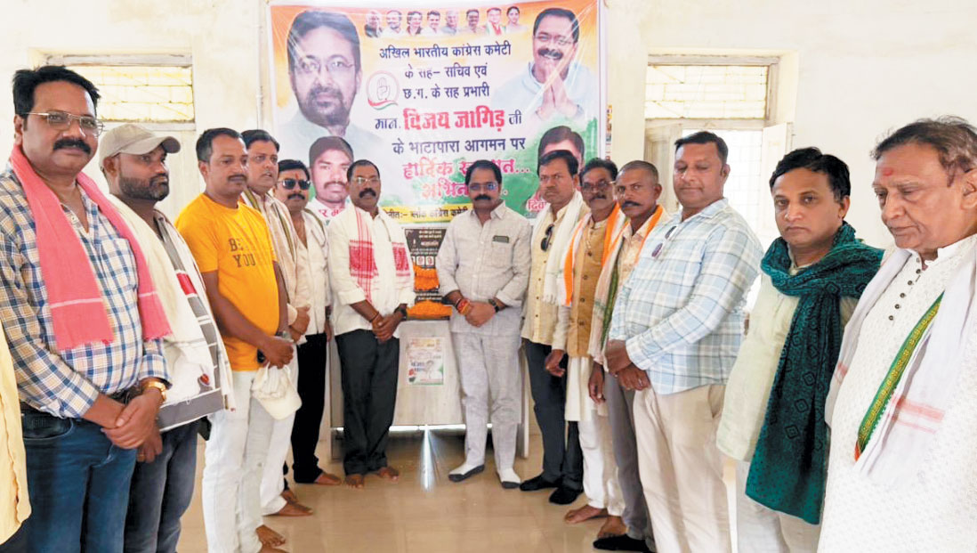 झीरम नक्सल हमले के दिवंगत नेताओं को दी श्रद्धांजलि