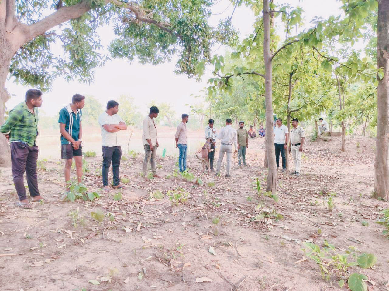 जंगल में मिली युवक की संदिग्ध लाश, 2 गिरफ्तार