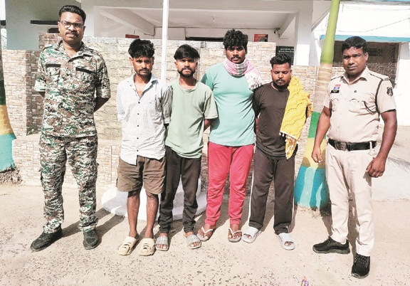 म्यूल अकाउंट पर पुलिस की कार्रवाई, चार आरोपी गिरफ्तार