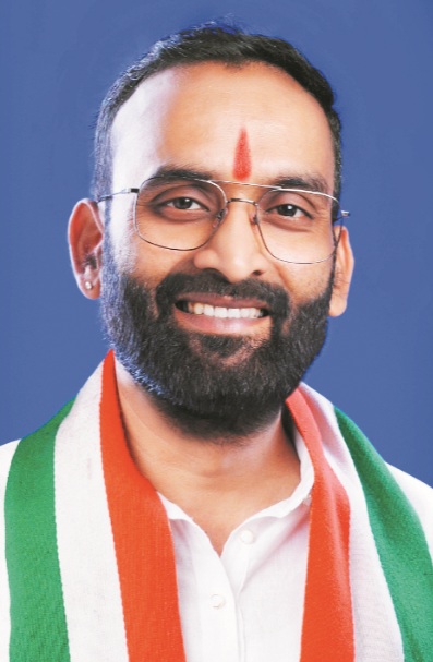 दुर्ग शहर जिला अन्य पिछड़ा वर्ग कांग्रेस अध्यक्ष बने शिशीरकांत