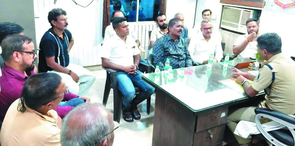 सराफा दुकान में सीसीटीवी लगाने व संदिग्ध गतिविधियों की सूचना दें-टीआई