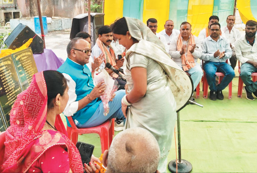 विकास कार्यों का विधायक ने किया लोकार्पण