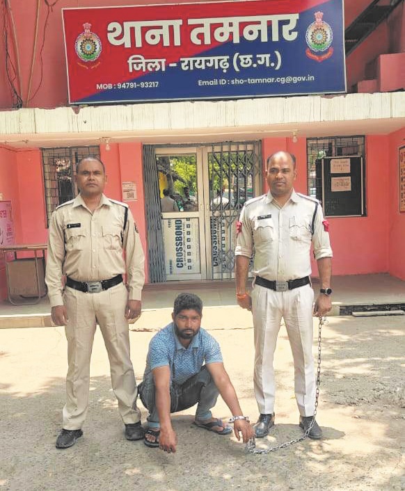 ट्रेलर डकैती का फरार आरोपी कोरबा से गिरफ्तार