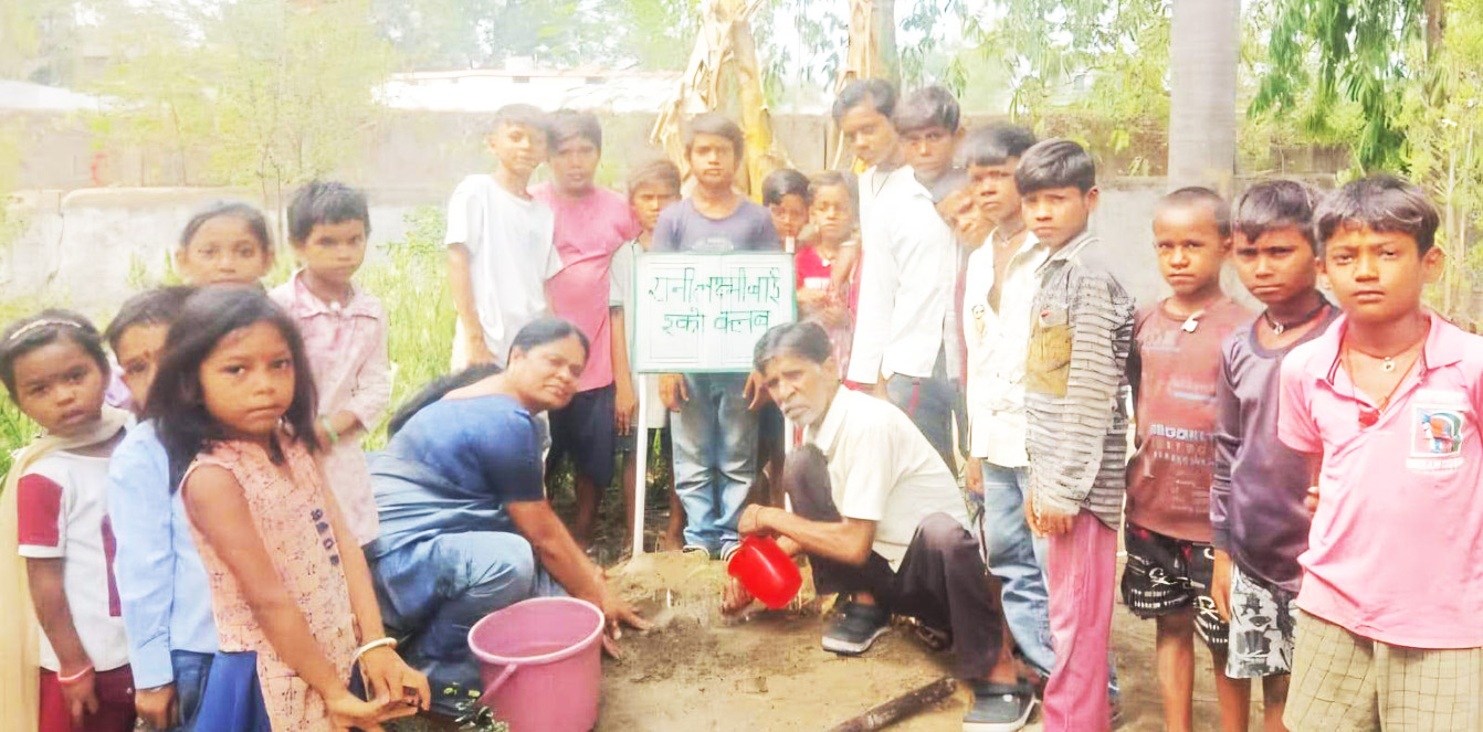 पेड़ प्रकृति की अमूल्य धरोहर - केवरा सेन