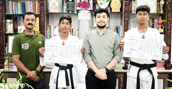 ओपीएस के देवेन्द्र-आर्यन को जापान से ब्लैक बेल्ट की उपाधि