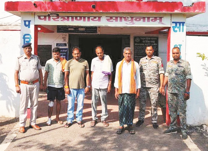 धान खरीदी में 99 लाख का फर्जीवाड़ा,  सहकारी समिति के 4 कर्मी बंदी