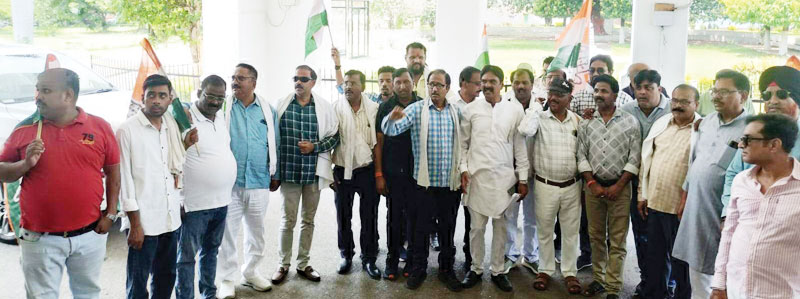 किसान कांग्रेस ने सौंपा ज्ञापन, खाद संकट व बिजली बिल वृद्धि का उठाया मुद्दा