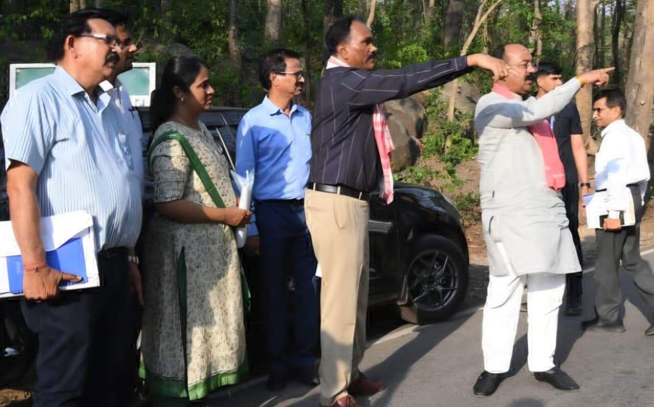 डिप्टी सीएम साव के बस्तर प्रवास का असर, पानी नहीं मिलने की शिकायतों पर दो ईई से मांगा स्पष्टीकरण