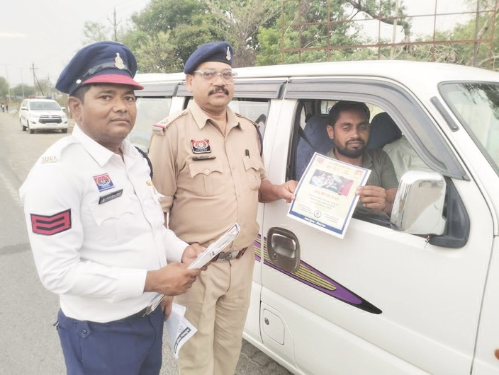सडक़ हादसों को रोकने हाईवे पेट्रोलिंग टीम करेगी ब्लैक और ग्रे स्पॉट्स की चौबीसों घंटे निगरानी