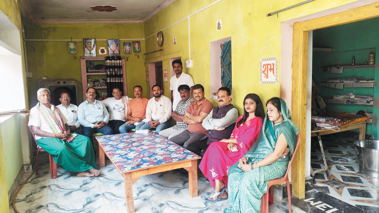 जगदीश प्रसाद महंत को जिपं अध्यक्ष ने दी श्रद्धांजलि