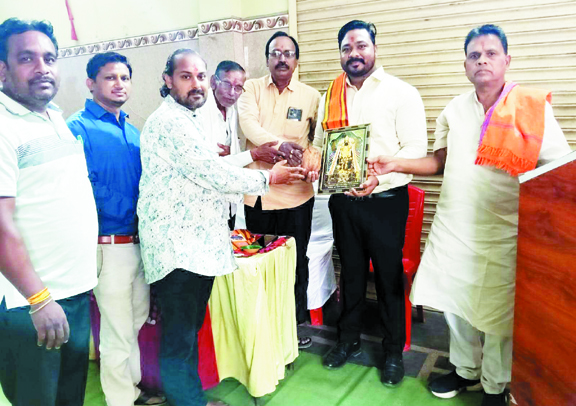 रक्तदान शिविर में 51 रक्तवीरों ने किया रक्तदान