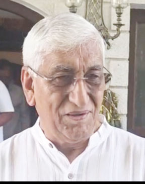 गायत्री मंत्र अनिवार्य करने के आदेश पर सिंहदेव की आपत्ति, कहा- धार्मिक स्वतंत्रता के