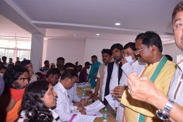 खाद्य मंत्री ने सुनी जनदर्शन में समस्याएं