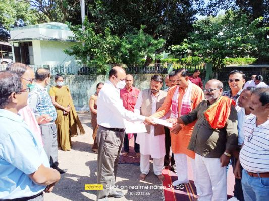 चिरमिरी में कोयले का सही ढंग से दोहन करने भाजपा का धरना