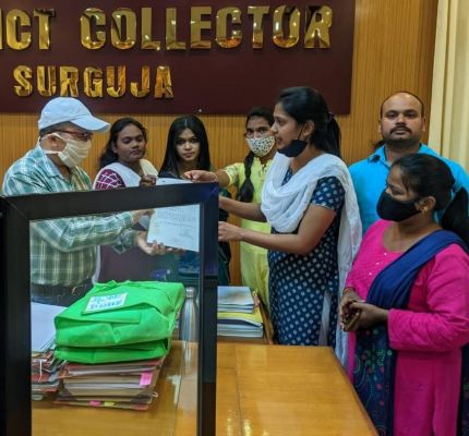  प्रदेश की हर कन्या को स्कूटी दे सरकार- दीक्षा