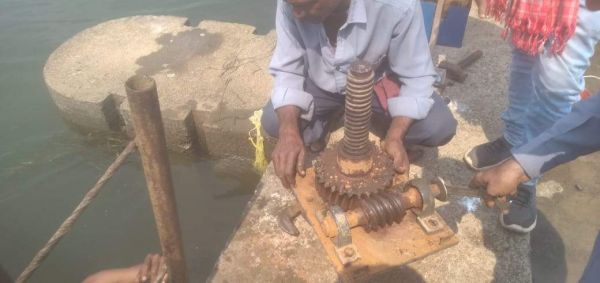 एनीकट में जल भराव कम, गेट किया बंद