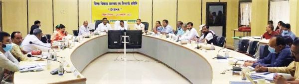 योजनाओं के बेहतर क्रियान्वयन के लिए अफसर समन्वय से काम करें-चुन्नीलाल