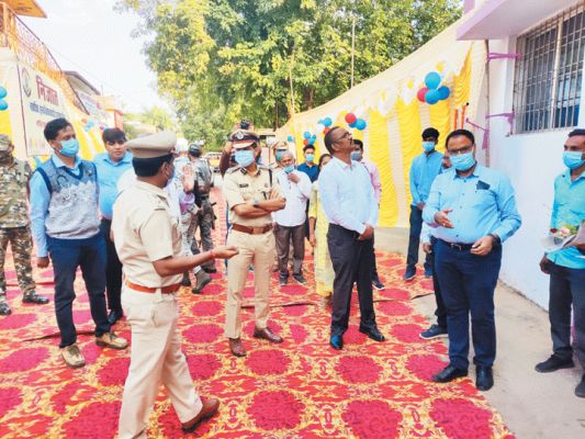 सरगुजा आईजी ने राह और निजात अभियान को सराहा