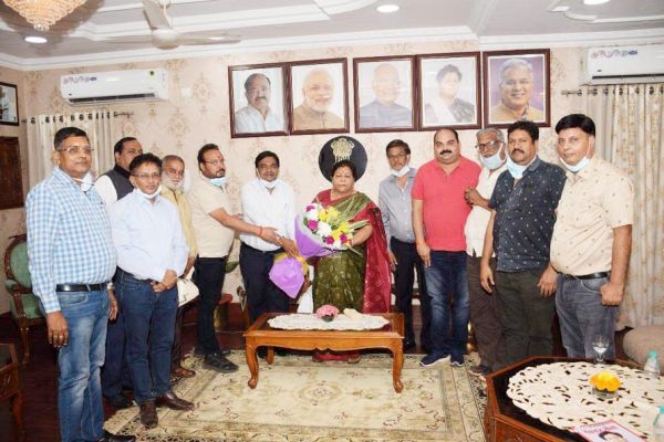 उसना चावल लेने की मांग, राज्यपाल से मिले मिलर्स