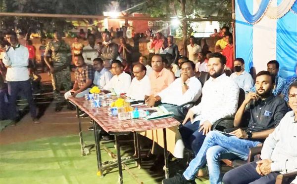 हाथियों के विचरण मार्ग में जान-बूझकर आवाजाही न करें-कलेक्टर