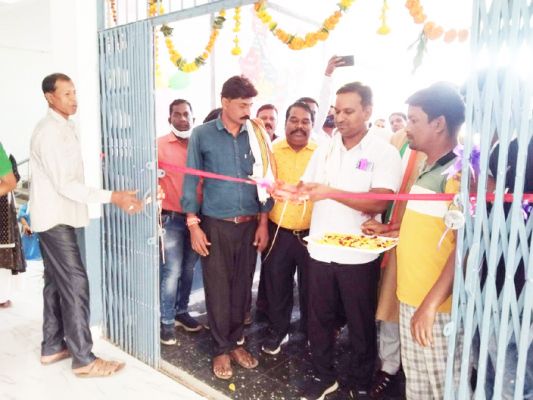 स्कूल भवन का उद्घाटन